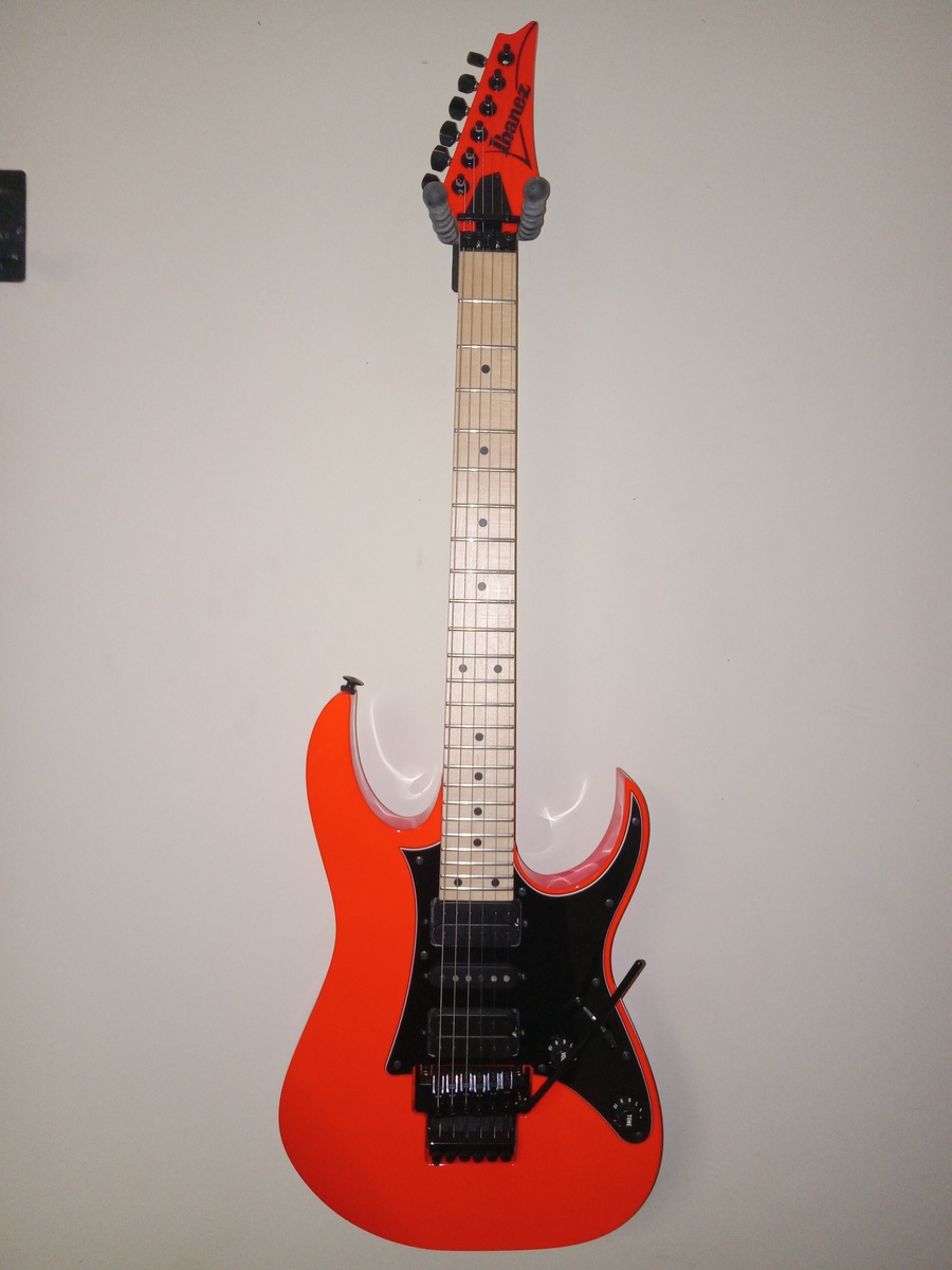 Music Gear Setup by keola_hutchinson featuring IBANEZ GENESIS COLLECTION RG550