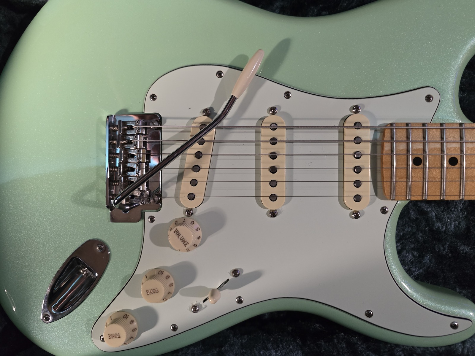 Music Gear Setup by rustic_peach featuring Fender Stratocaster Electric Guitar