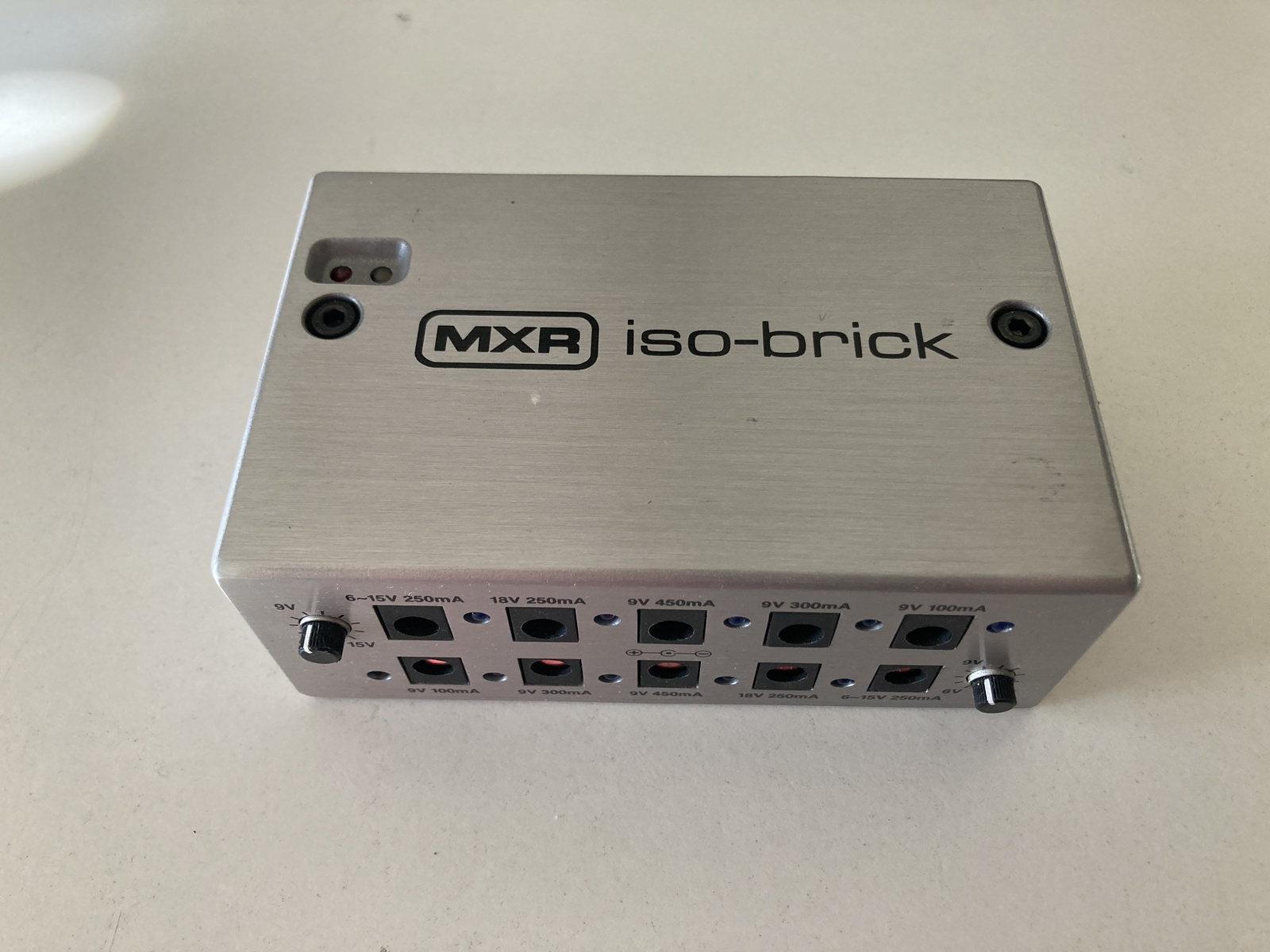 Metal Pedalboard by alecani featuring MXR M-238 Iso-Brick