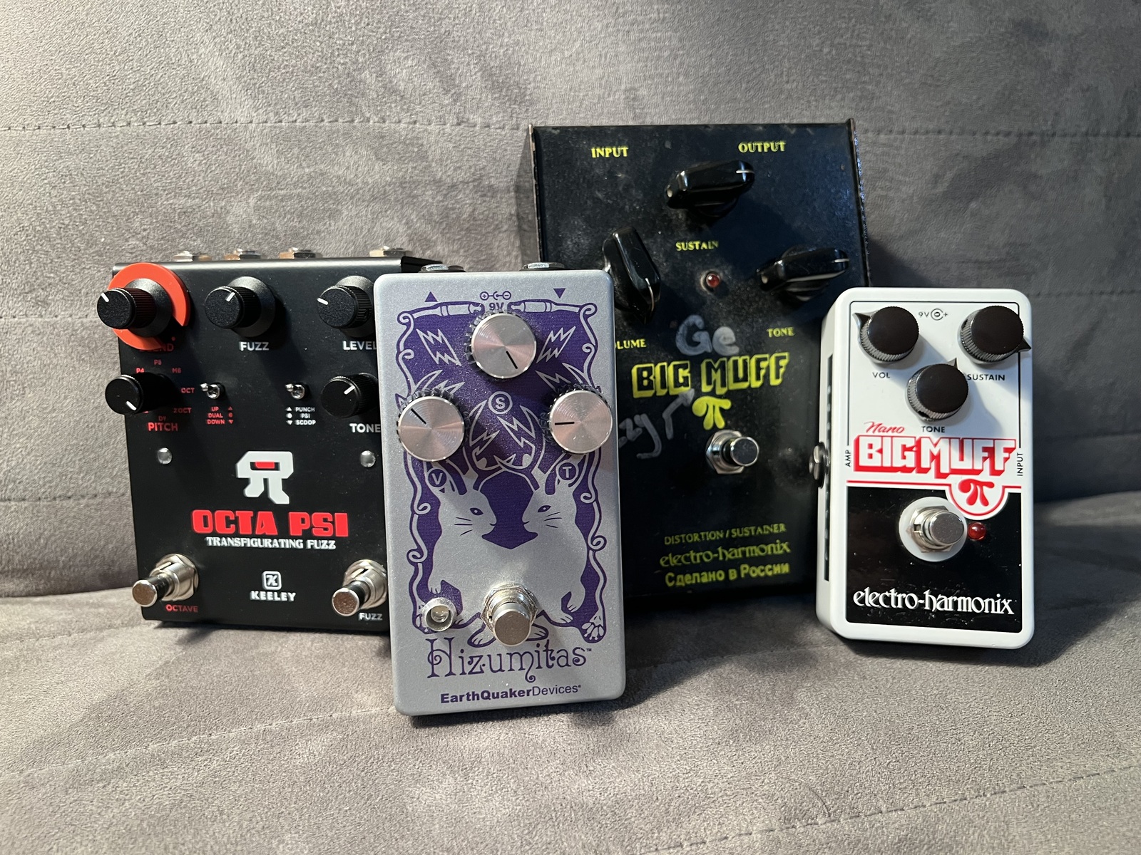 Electro-Harmonix Pedalboard by sprucebringsteen featuring Keeley Octa Psi Transfigurating Fuzz, EarthQuaker Devices Hizumitas, and Electro-Harmonix "Black Russian" Big Muff Pi V8 and 1 more piece of gear