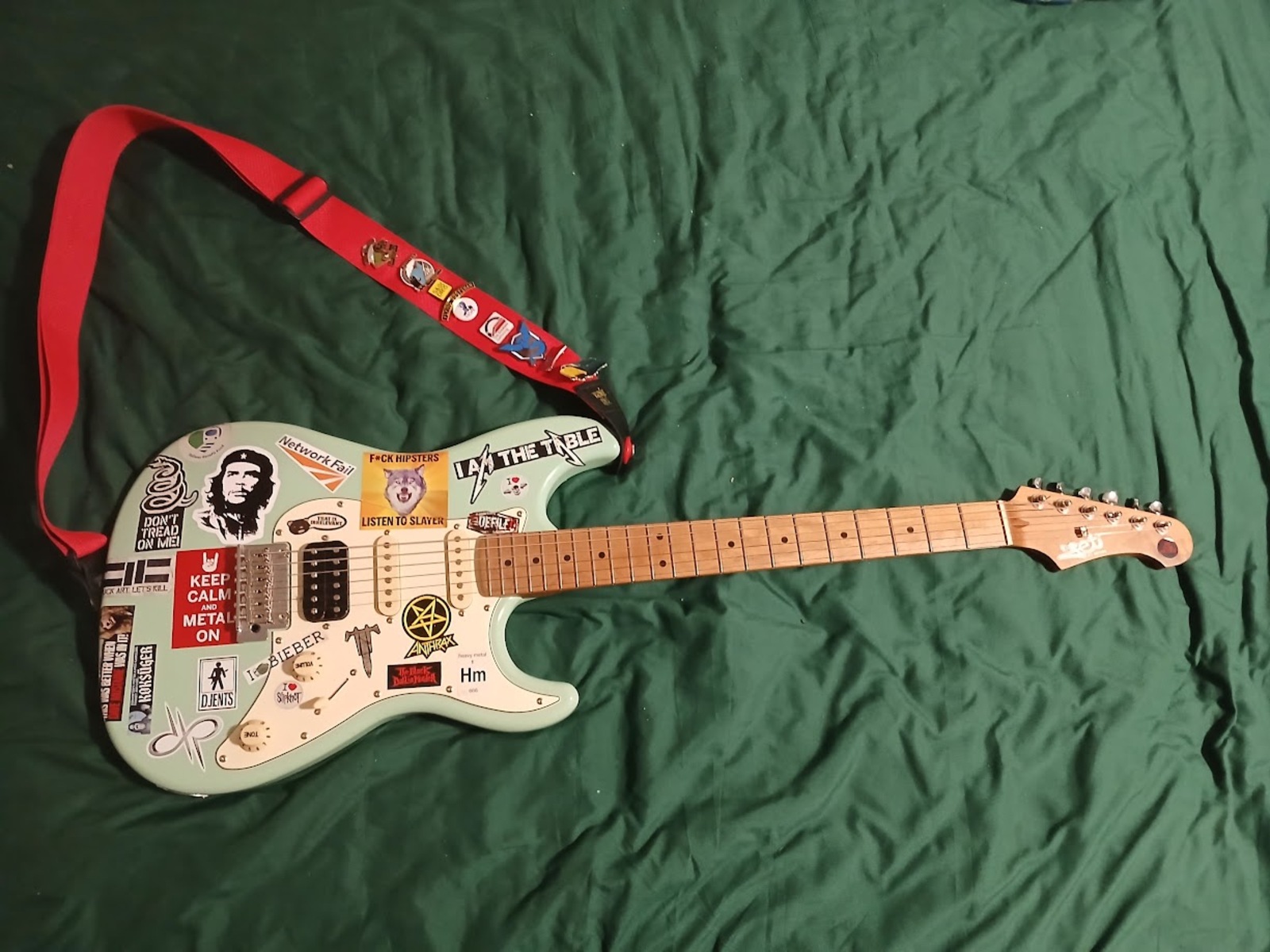 Music Gear Setup by hugohatcher_rtfm featuring Jet Guitars JS-400 Relic