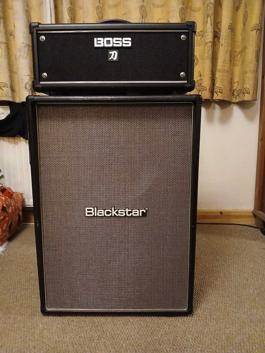Boss Amp Rig by hugohatcher_rtfm featuring Boss Katana Head and Blackstar HTV212 Mark II - 160-watt 2x12" Extension Cabinet