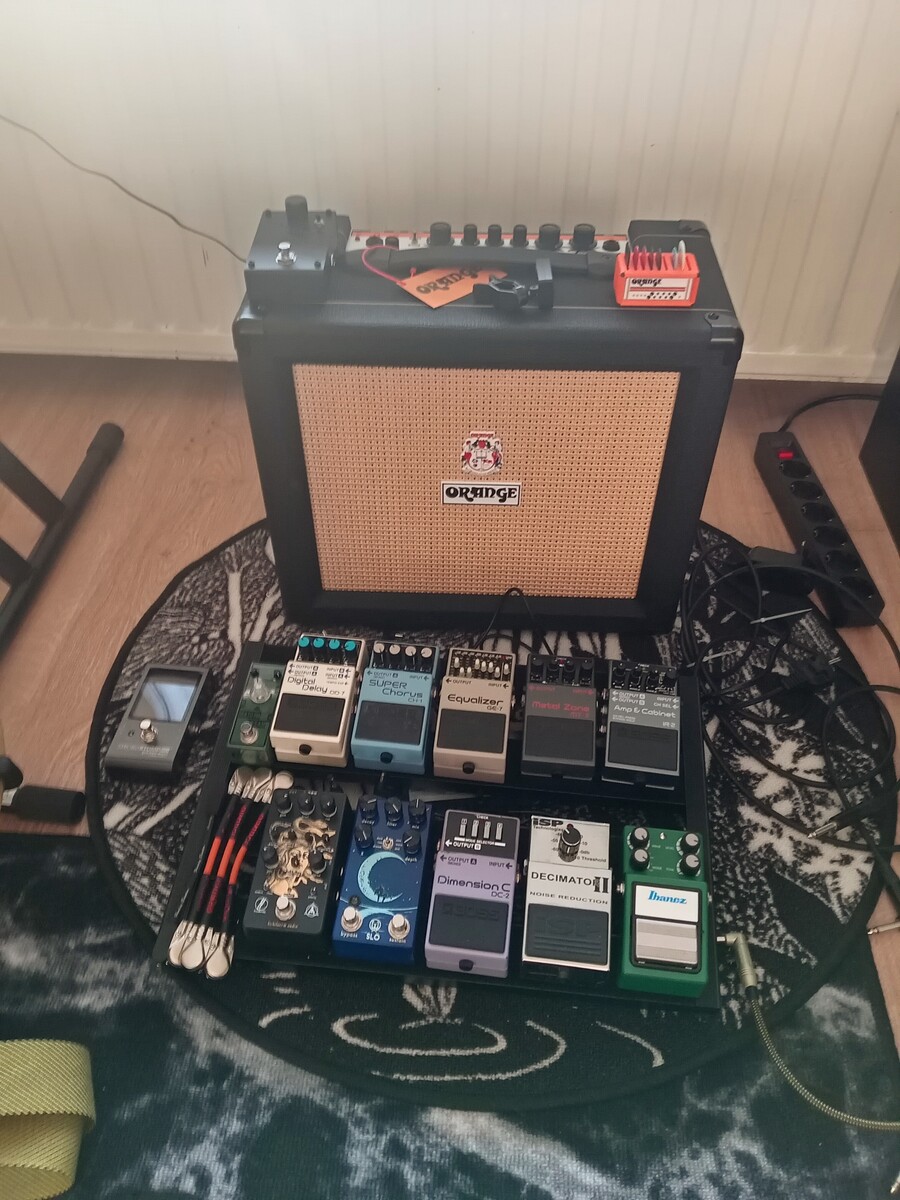 heirofthenorthernstar's music gear photo