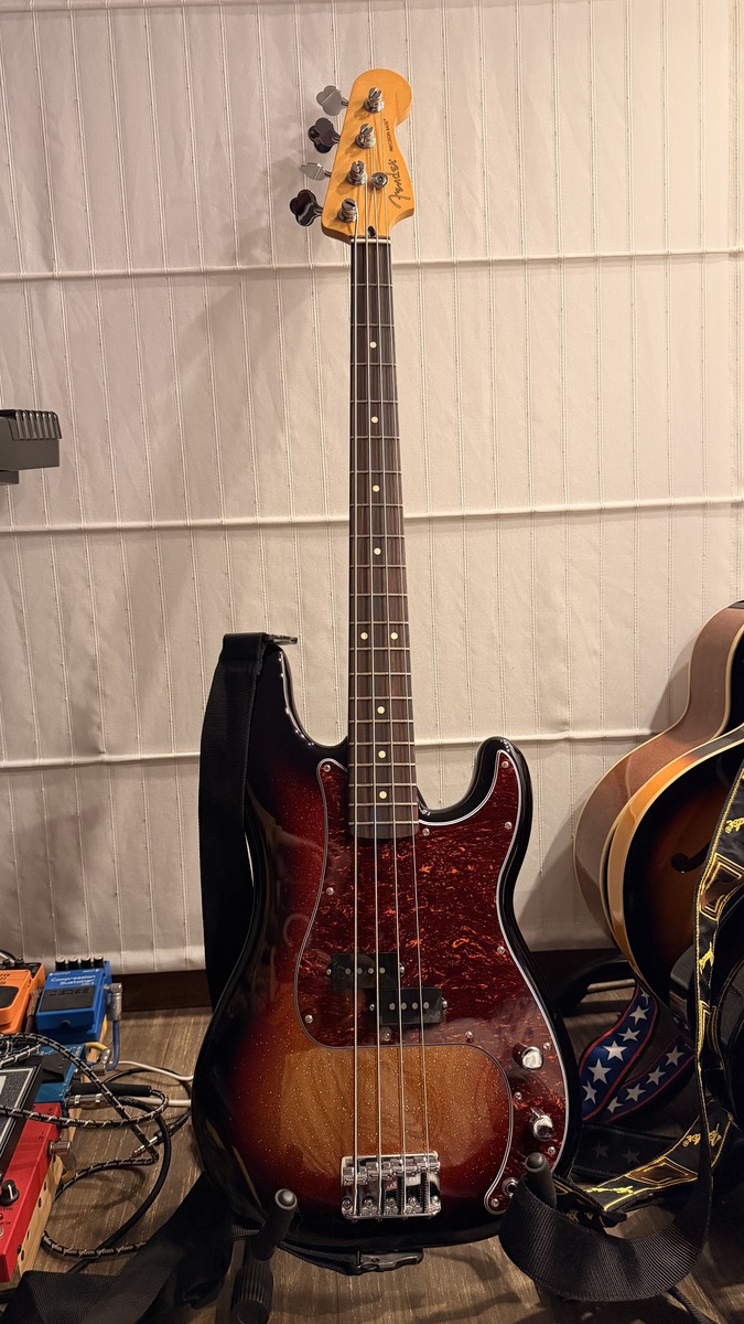 r3nn3v0x's music gear photo