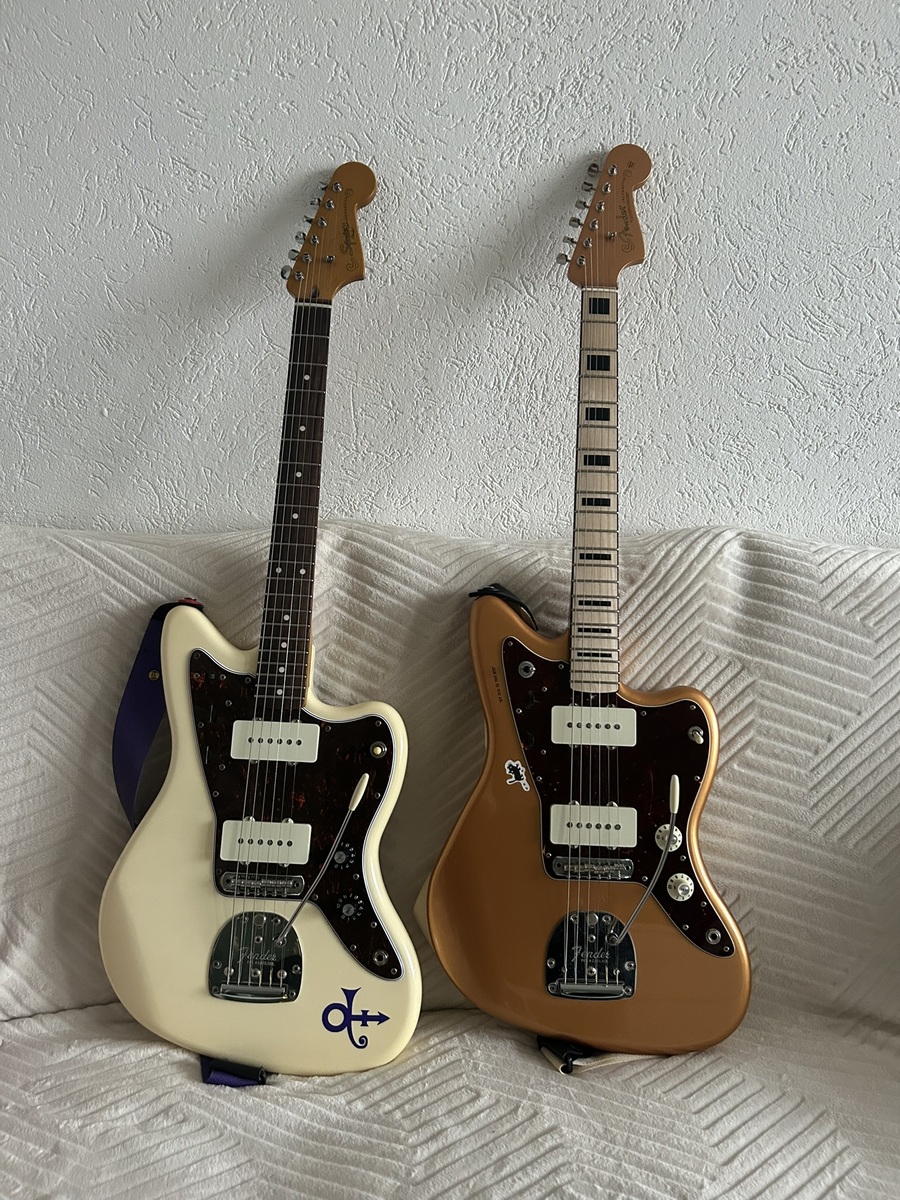 Fender Music Gear Setup by zaza_3121 featuring Squier J Mascis Jazzmaster, Staytrem Bridge for Jaguar and Jazzmaster, and Fender Jazzmaster Troy Van Leeuwen Signature and 1 more piece of gear