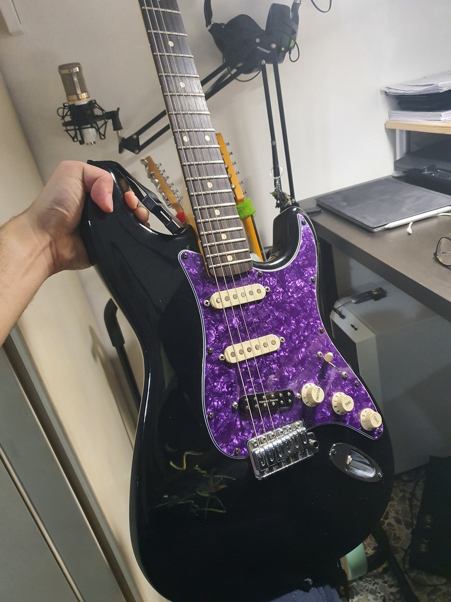 Music Gear Setup by giovanni_valente featuring Fender American Vintage '62 Stratocaster