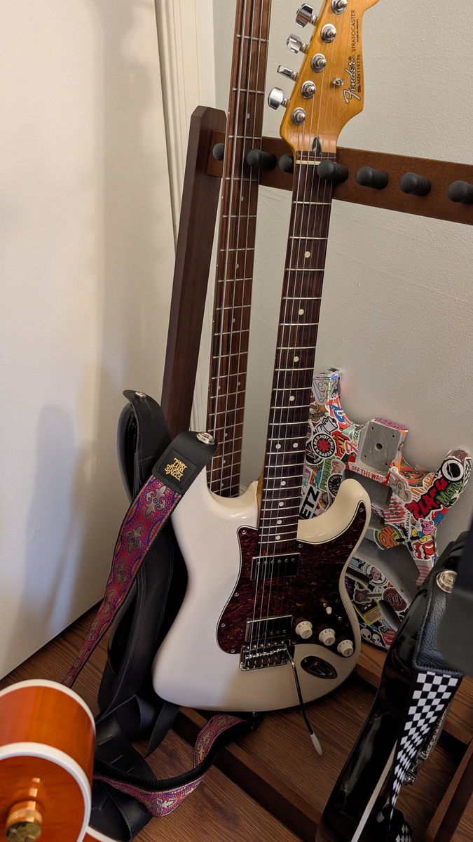 Fender Music Gear Setup by joshua_metz_josh featuring Fender Mexican Standard Stratocaster, Fender Standard Stratocaster MIM, and Fender Special Edition Lone Star Stratocaster and 1 more piece of gear