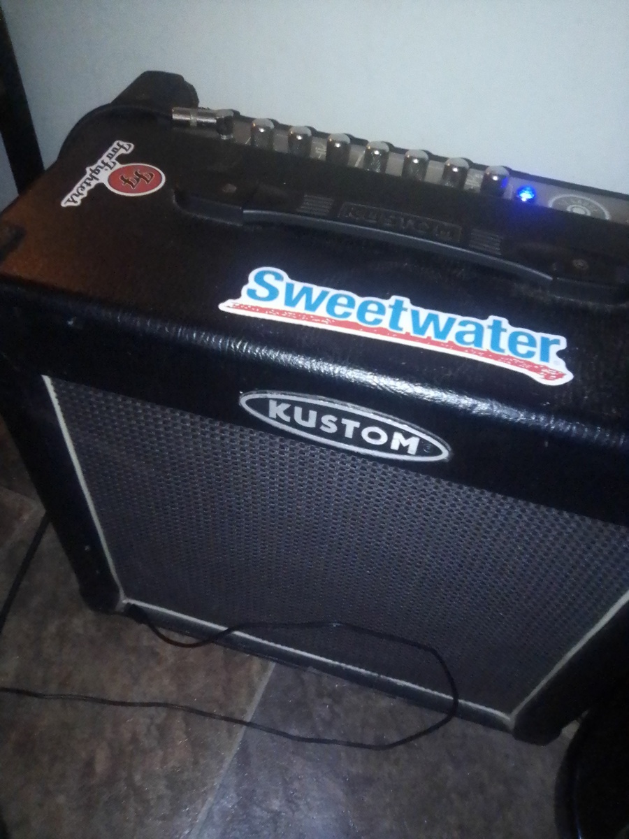 Amp Rig by icetruckkiller103_ featuring Kustom 12 Gauge