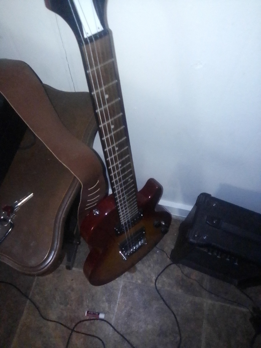 Music Gear Setup by icetruckkiller103_ featuring Epiphone Les Paul