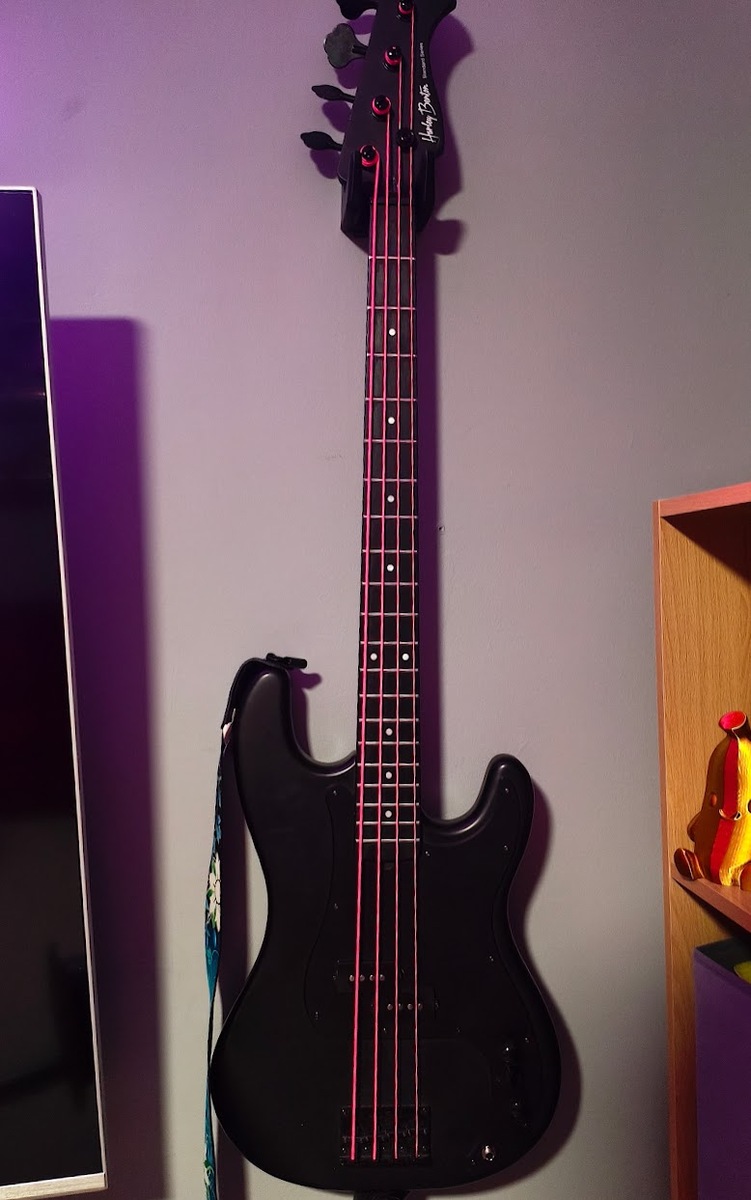 Music Gear Setup by lukus featuring Harley Benton PB-20