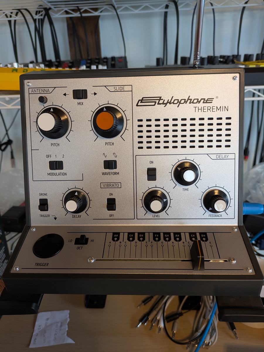 Music Gear Setup by pinkandblue77647 featuring Dubreq Stylophone Theremin Portable Touch-Sensitive Synthesizer