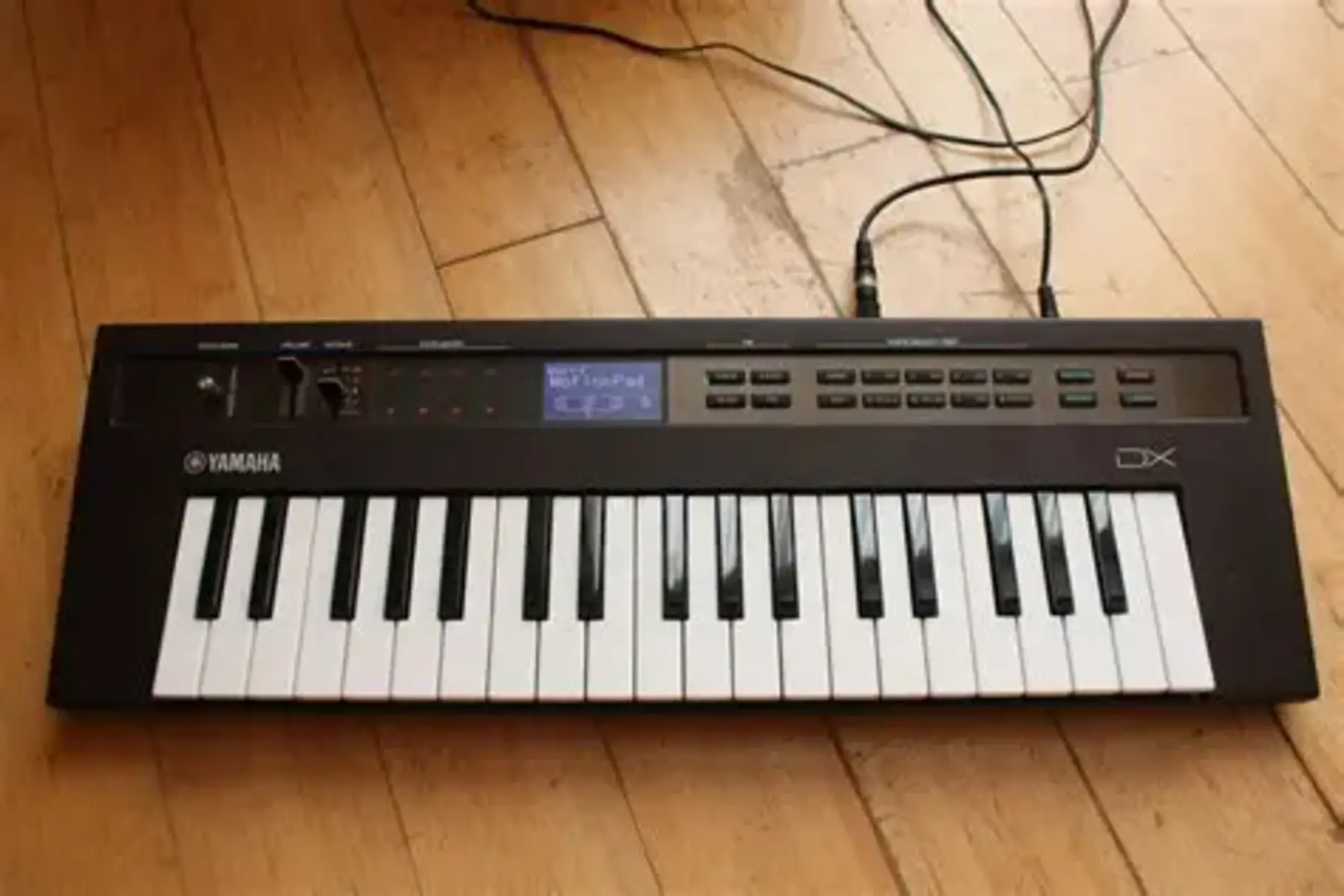 Electronic Synth Setup by joaquin_u featuring Yamaha Reface DX