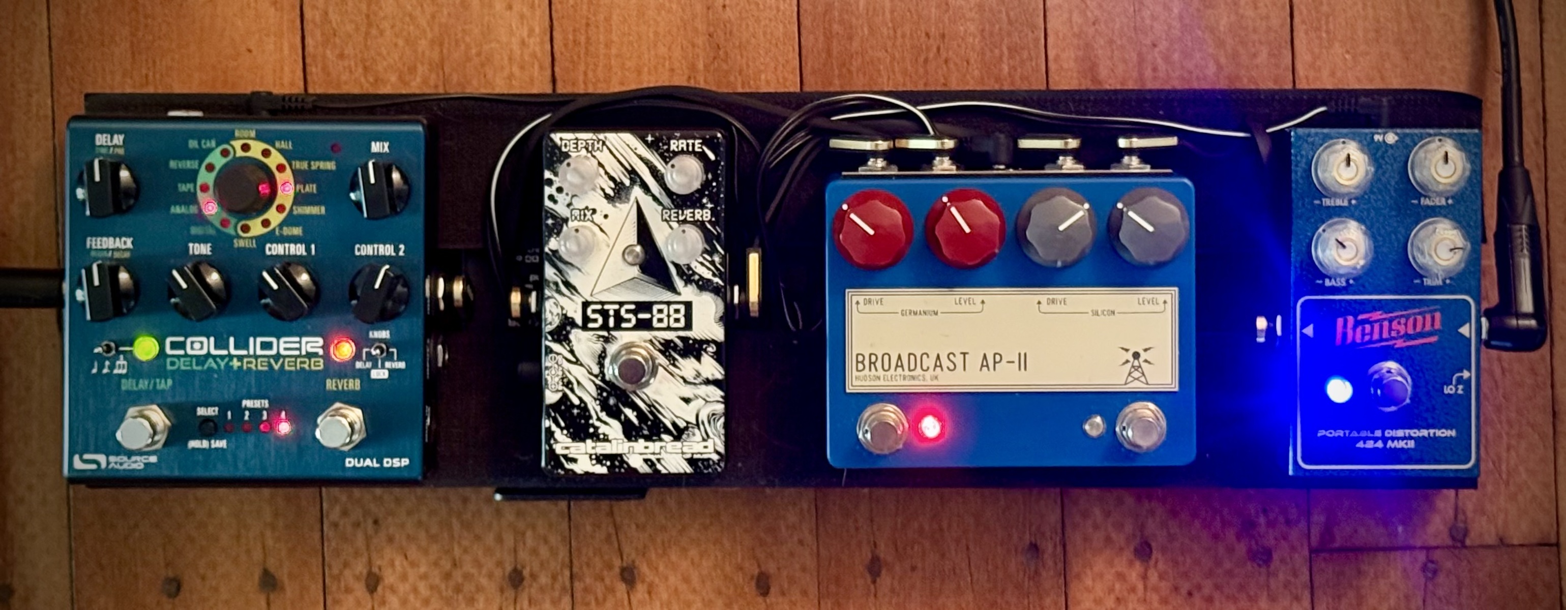 Pedalboard by wadeluigi featuring Hudson Electronics Broadcast AP-II, Catalinbread STS-88 Flanger / Reverb, and Source Audio Collider and 1 more piece of gear
