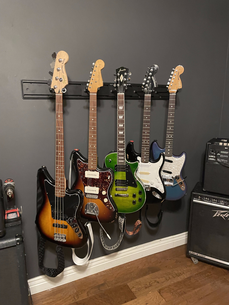 Metal Music Gear Setup by thetrespasers featuring Fender Road Worn '60s Jazzmaster, Fender Competition Mustang, and Starcaster by Fender Stratocaster and 18 more pieces of gear