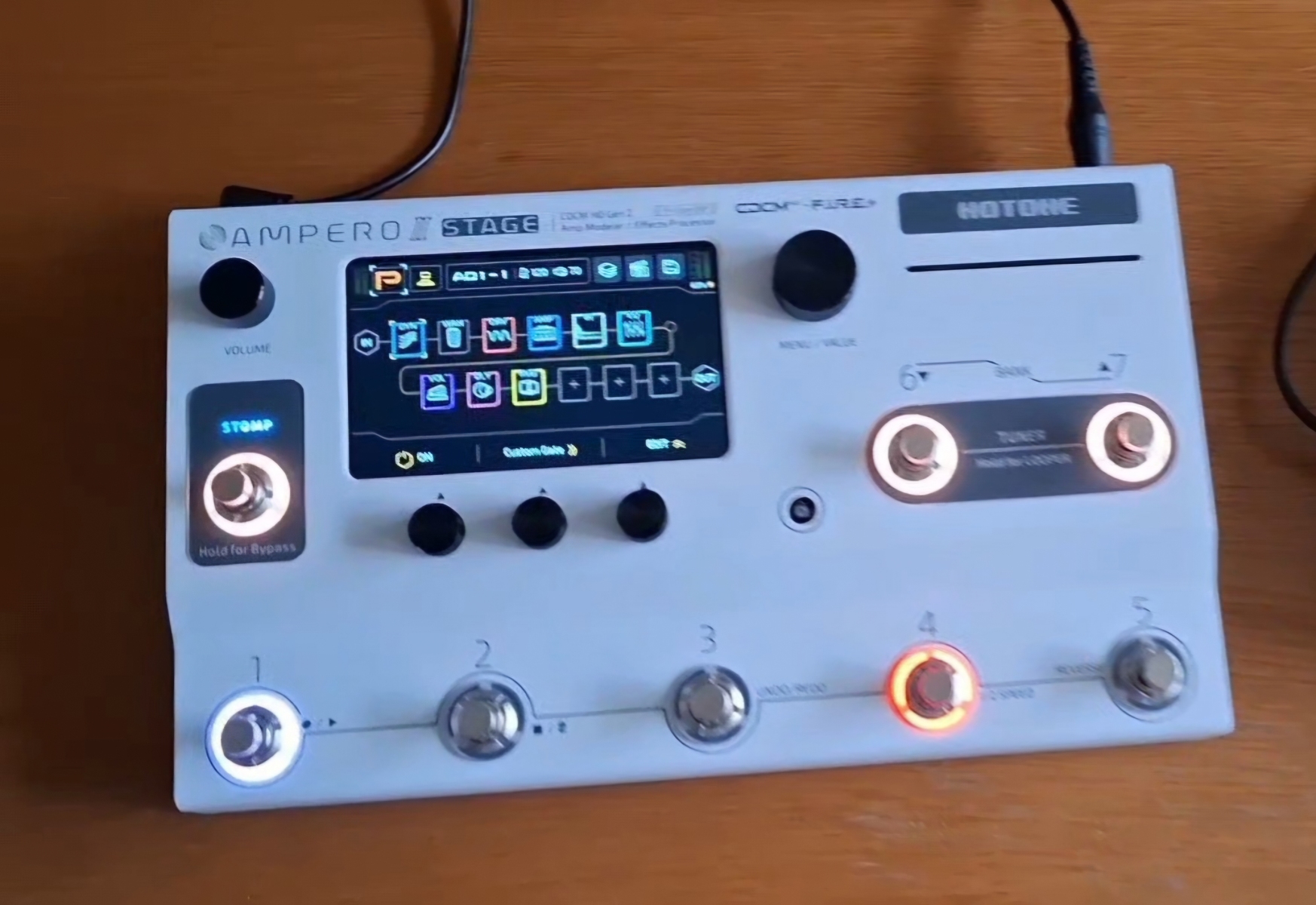 Pedalboard by lloydys featuring HoTone Ampero II Stage