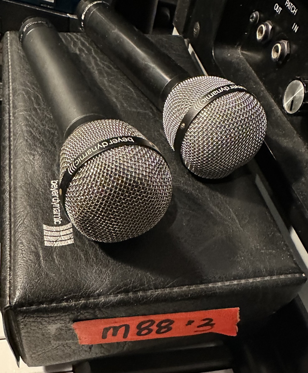 Music Gear Setup by colman_jones featuring Beyerdynamic M88