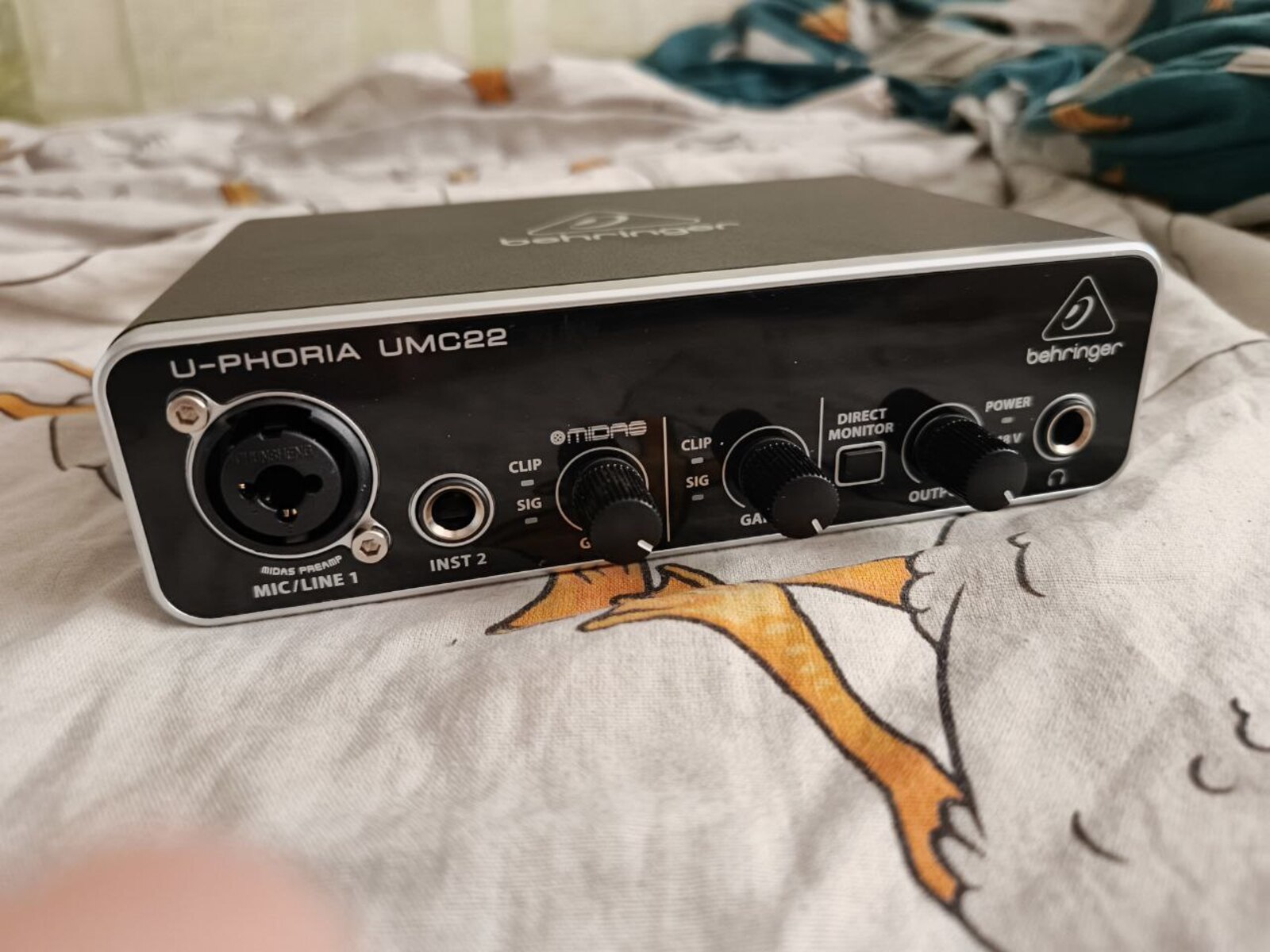 Music Gear Setup by bradbbb featuring Behringer U-PHORIA UMC22