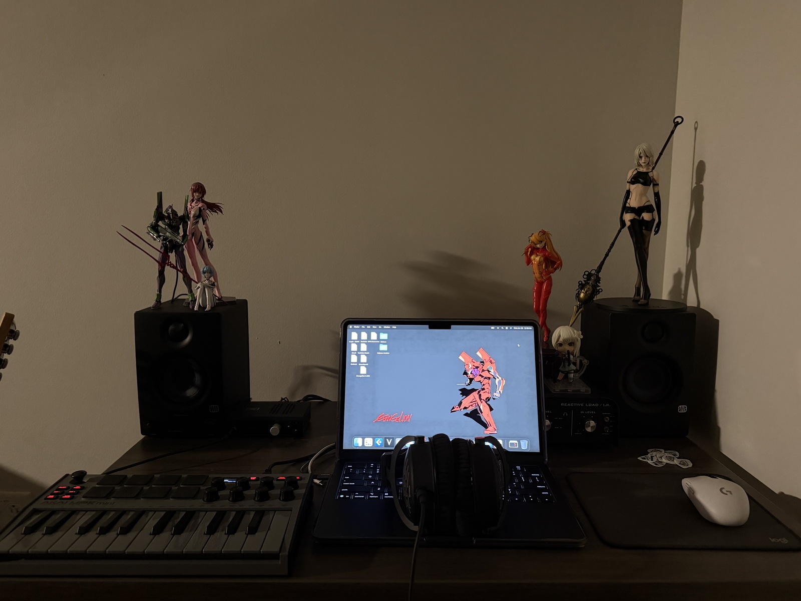 Studio Setup by odbsoshdjidbd featuring PreSonus Eris 3.5 Studio Monitor, Akai MPK Mini MK3 Grey, and Beyerdynamic DT 1990 Pro and 3 more pieces of gear