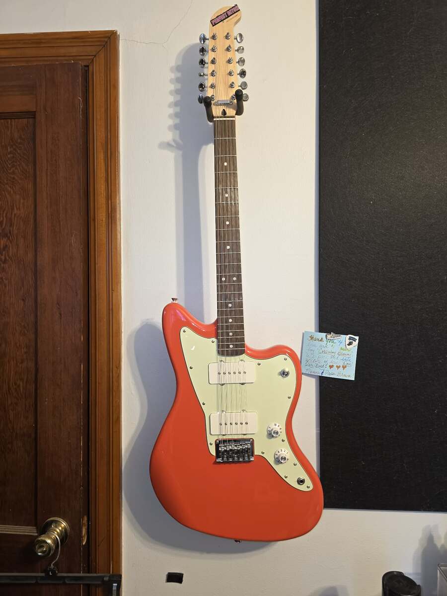 Music Gear Setup by lehimacs featuring Squier Paranormal Jazzmaster XII 12-string Electric Guitar