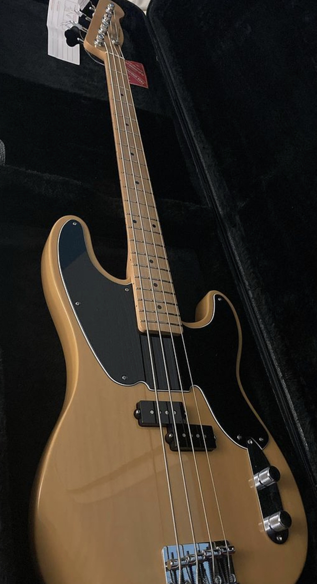 Music Gear Setup by jackgooginss featuring Fender Telecaster Bass