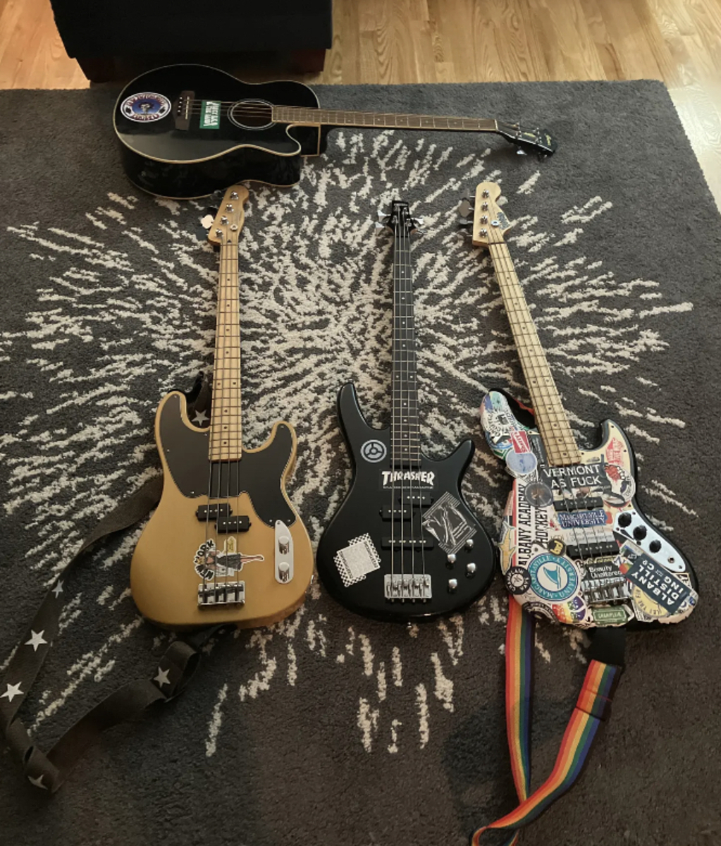 Ibanez Live Rig by jackgooginss featuring Ibanez AEB8E Acoustic Bass, Fender Telecaster Bass, and Ibanez Electric Bass Guitar GSR-390/ and 1 more piece of gear