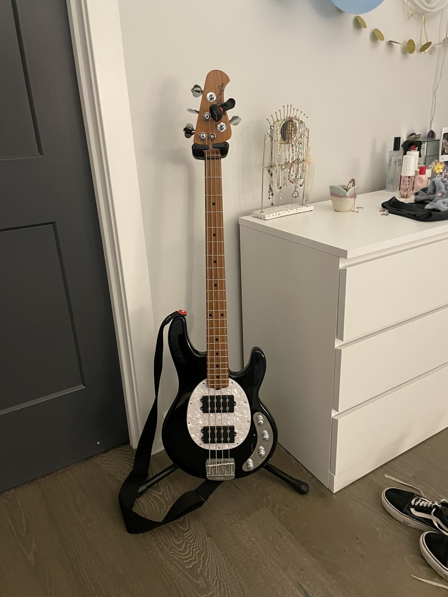 Music Gear Setup by alexaaschaeferr featuring Ernie Ball Music Man StingRay Special HH Bass Guitar