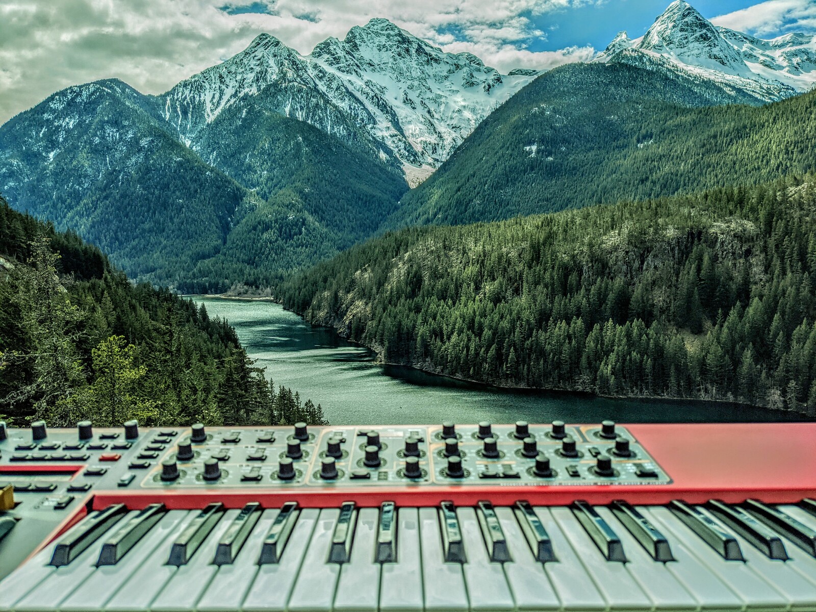 Electronic Synth Setup by dawnchaser featuring Clavia Nord Lead 3