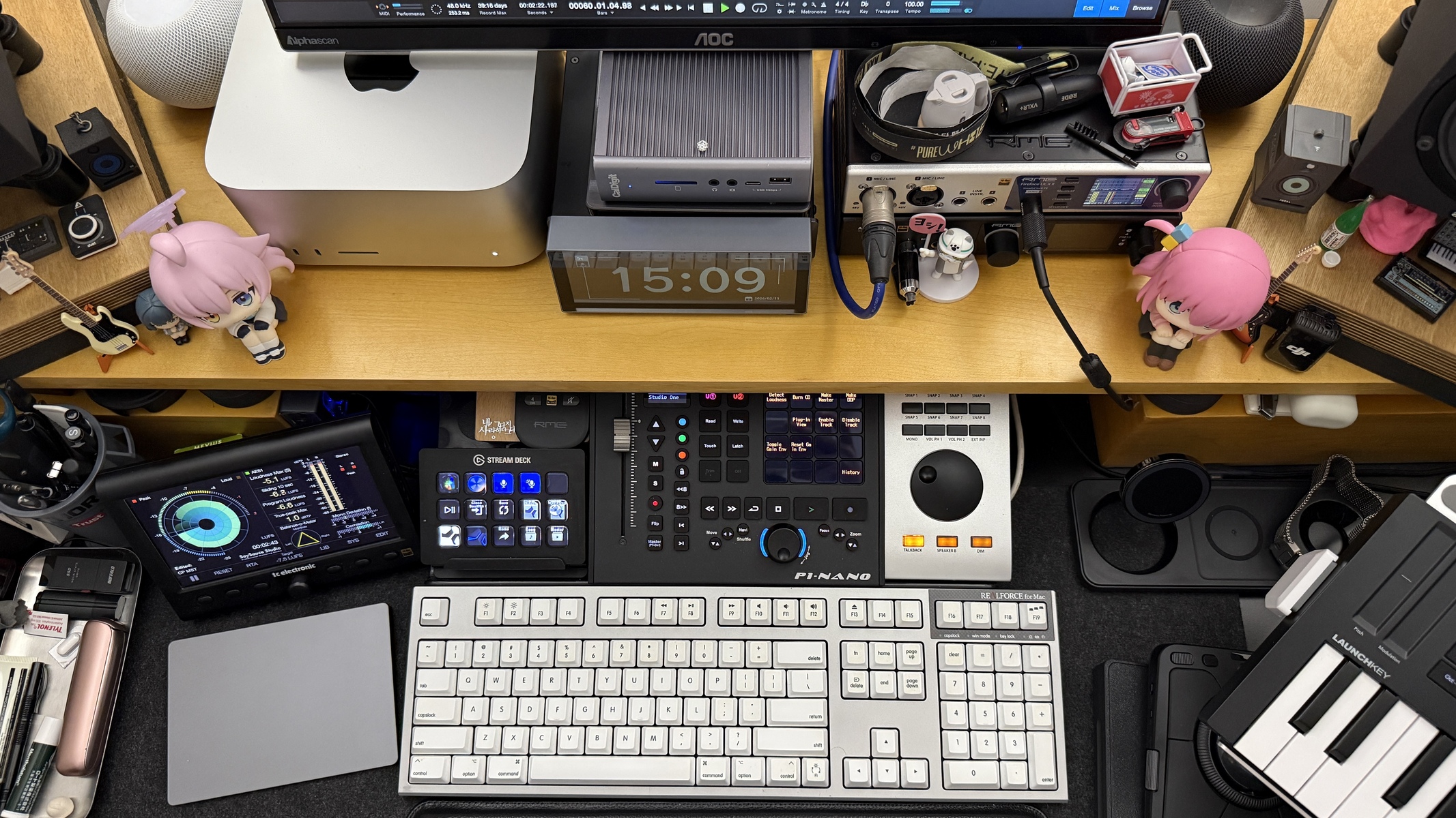 Music Gear Setup by chester_park featuring Apple Mac Studio, CalDigit TS3 Thunderbolt Dock, and Universal Audio Octo Satellite Thunderbolt 3 and 5 more pieces of gear