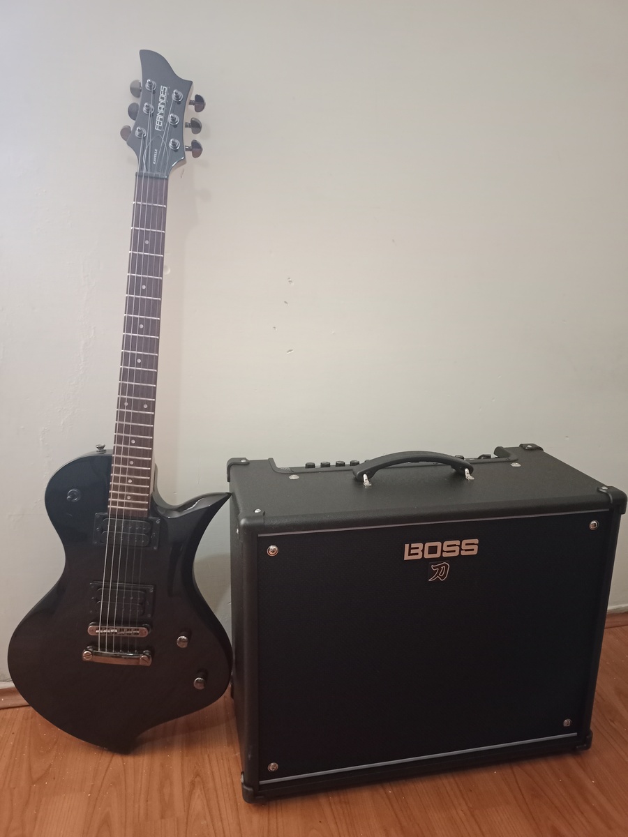 Fernandes Amp Rig by zxwx featuring Fernandes Ravelle X Electric guitar and Boss Katana-100 Gen 3 100-watt 1 x 12-inch Combo Amplifier