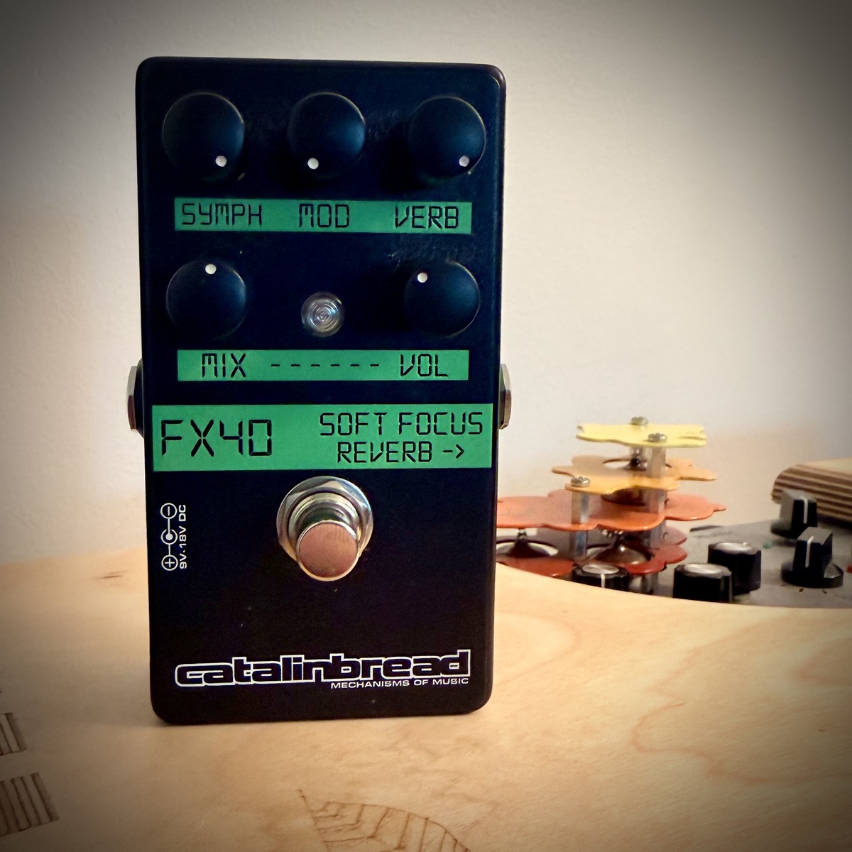 Pedalboard by wadeluigi featuring Catalinbread FX40 Soft Focus