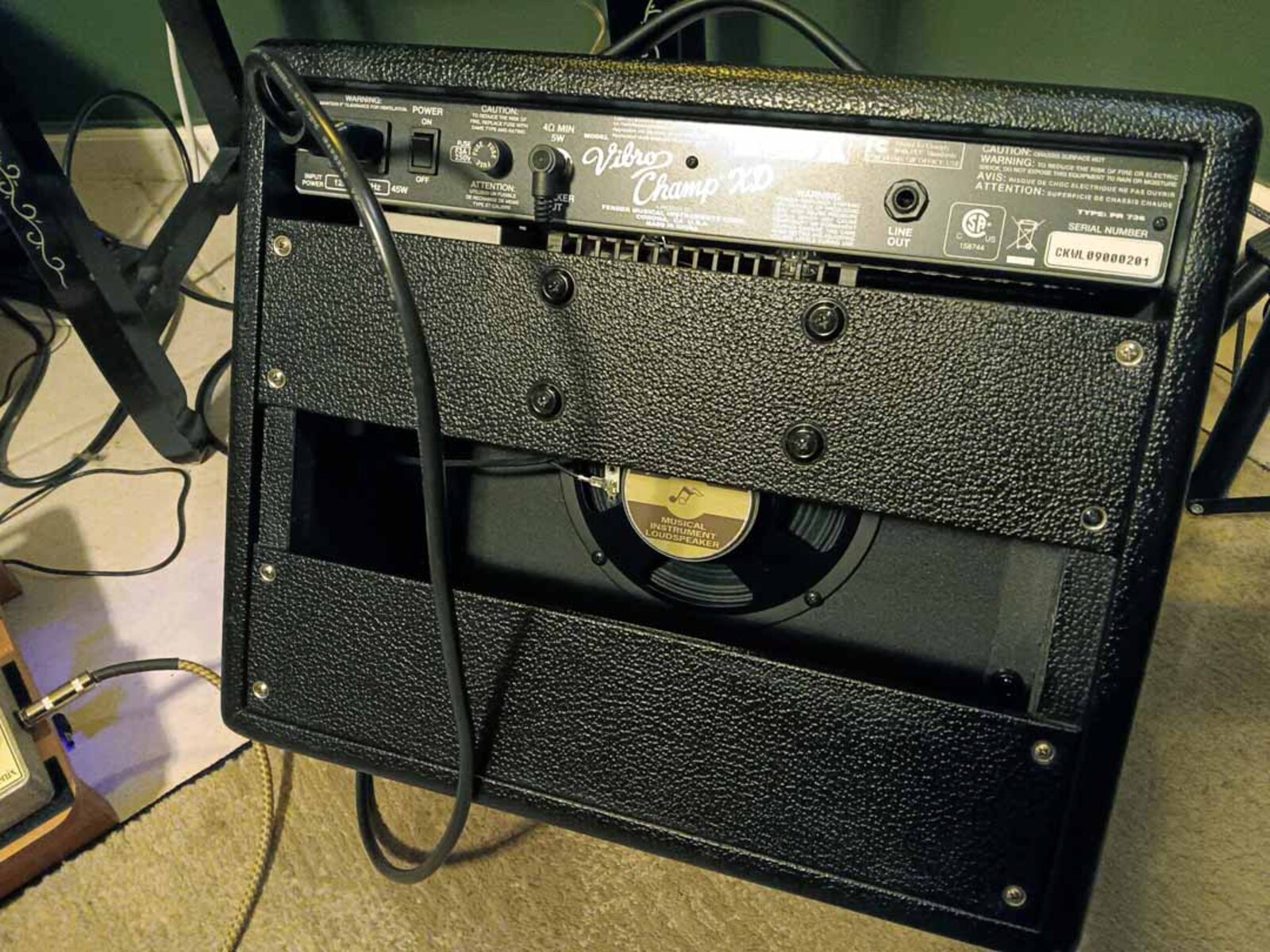 Amp Rig by jeremy_crockett featuring Fender Vibro Champ XD
