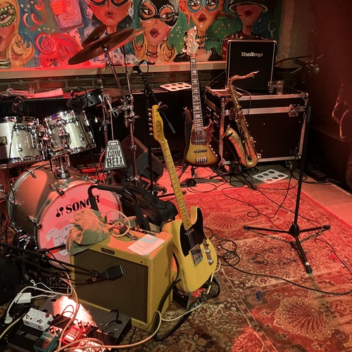 Photo of Fender Guitar stand 3