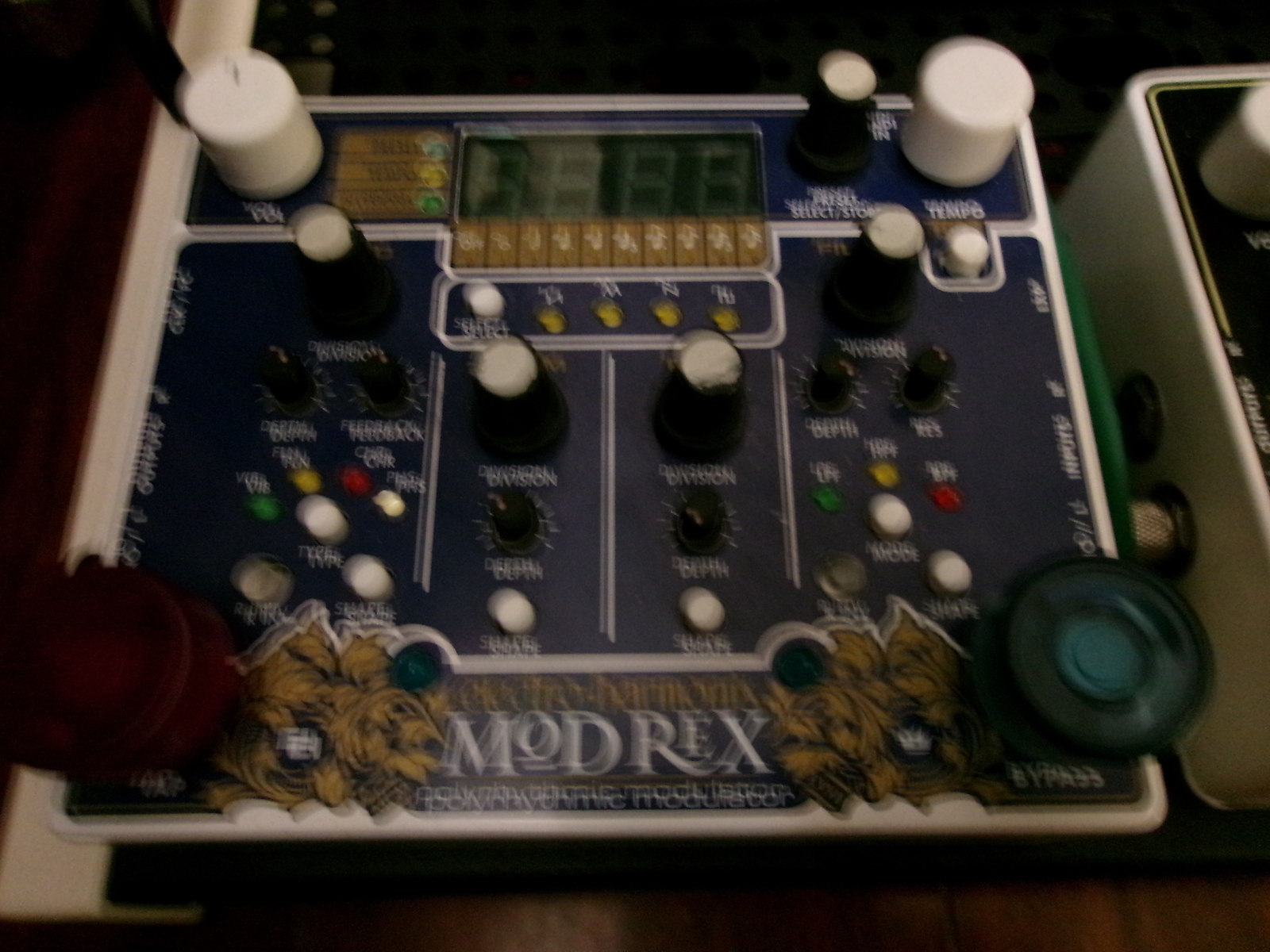 Pedalboard by awwim featuring Electro-Harmonix Mod Rex