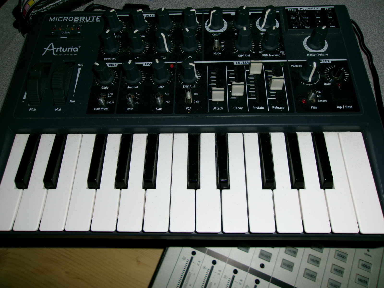 Electronic Synth Setup by awwim featuring Arturia MicroBrute