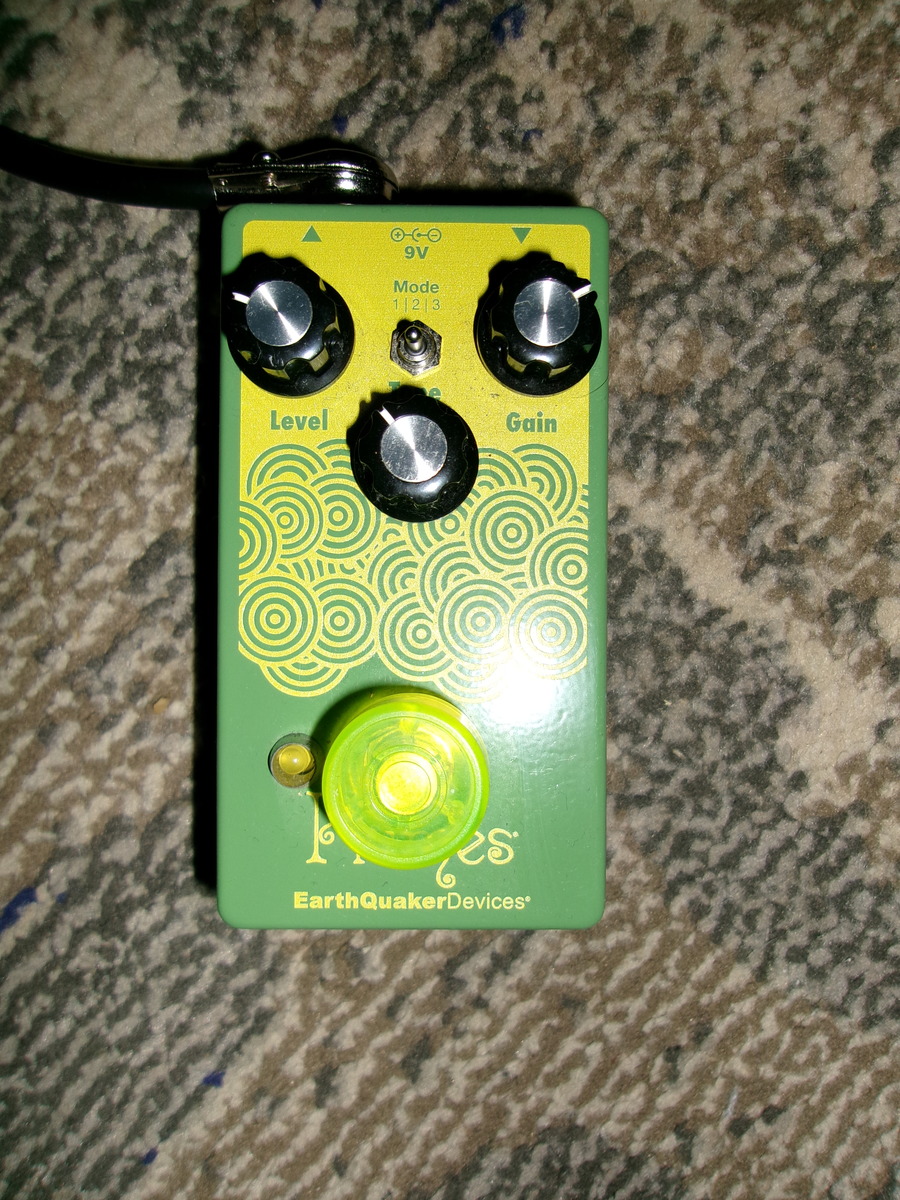 Pedalboard by awwim featuring EarthQuaker Devices Plumes