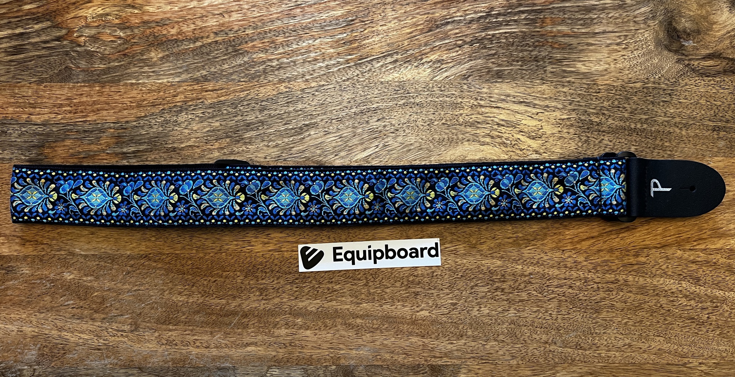 Music Gear Setup by michael featuring Perri's Geo Floral Jacquard 2 Inch Blue Guitar Strap