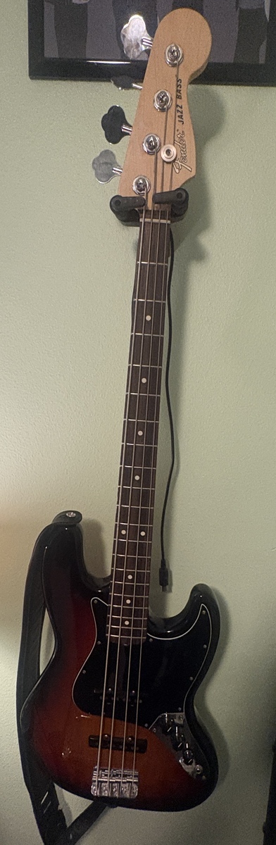 Music Gear Setup by emuemulator2 featuring Fender American Performer Jazz Bass