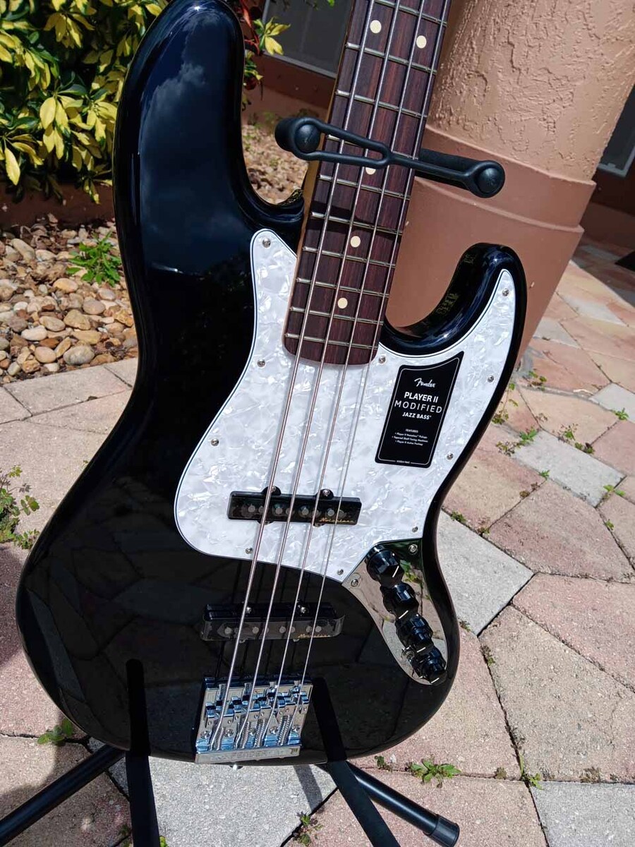 Music Gear Setup by jeremy_crockett featuring Fender Player II Modified Active Jazz Bass