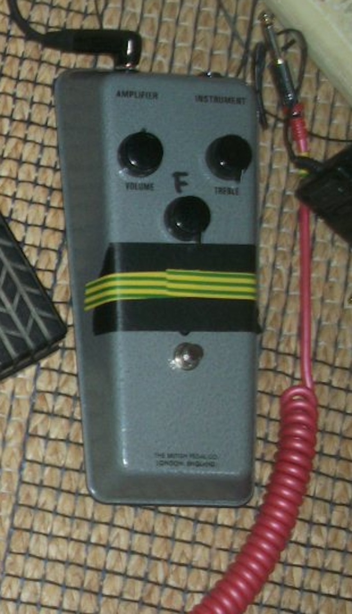 Pedalboard by mkn_upa featuring British Pedal Company Special Edition Britsound Fuzz