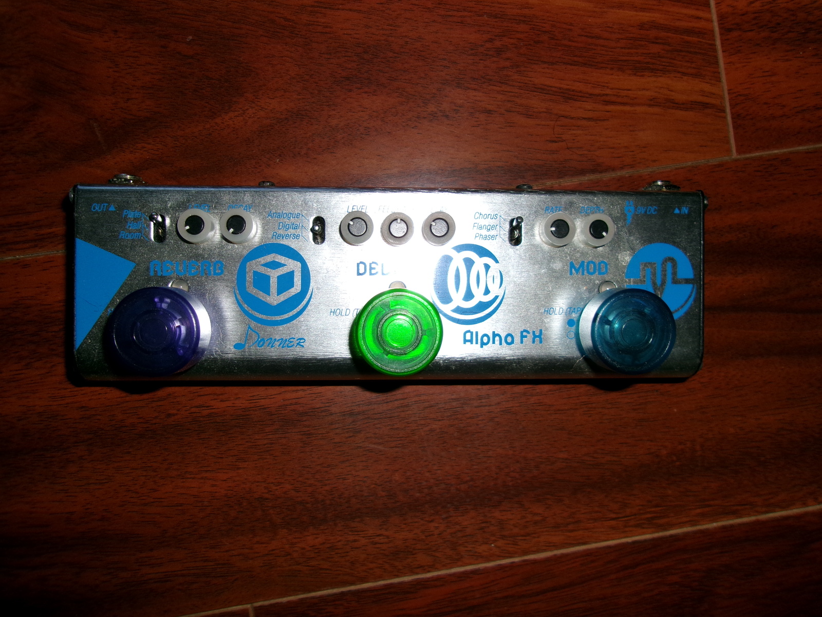 Pedalboard by awwim featuring Donner Alpha FX