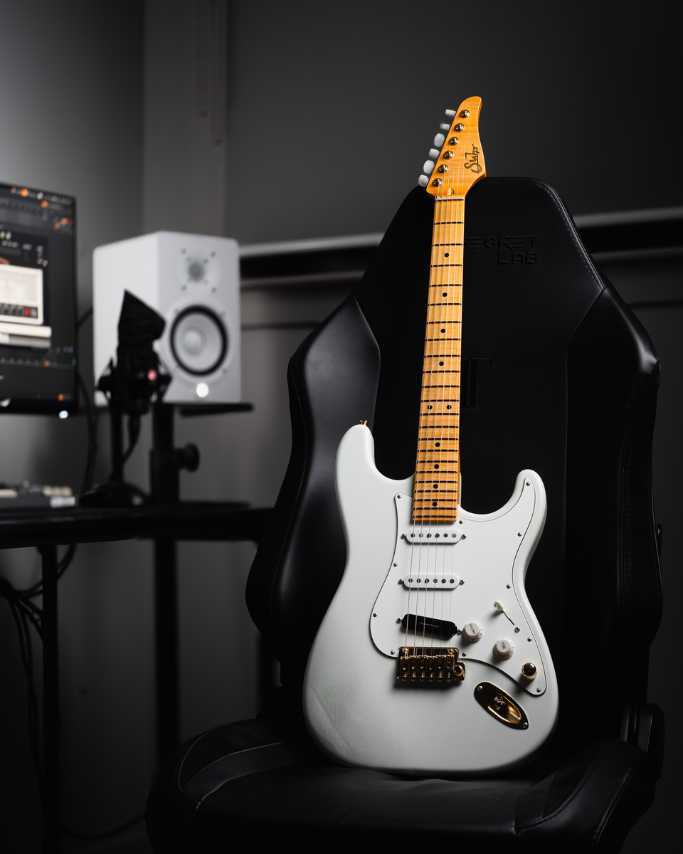 Music Gear Setup by taeshin featuring Suhr Classic S Antique