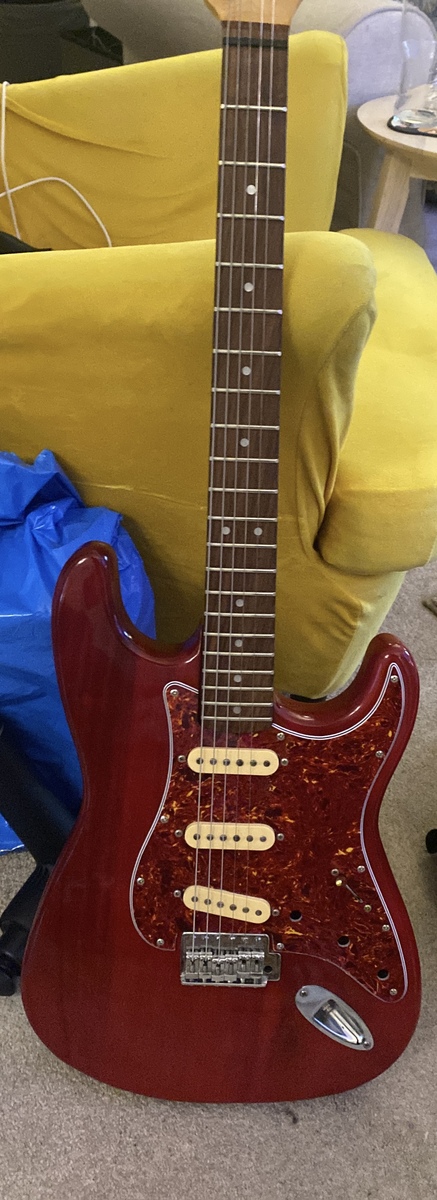 Music Gear Setup by tom_is_boring featuring Squier Stratocaster