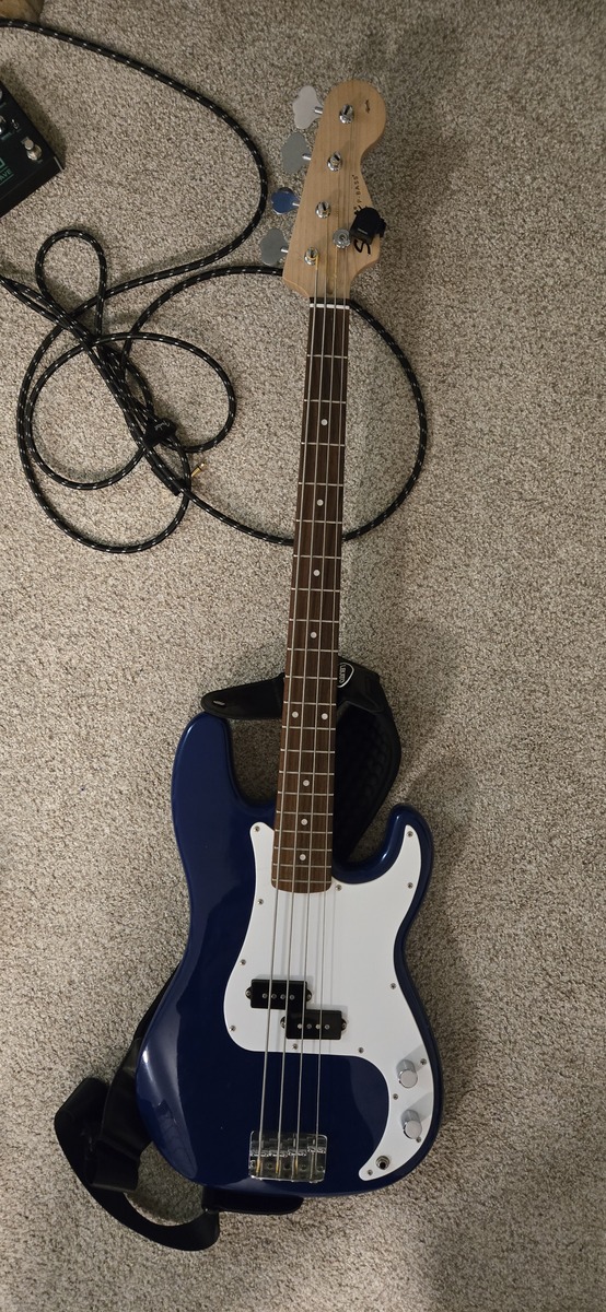 Music Gear Setup by viintage featuring Squier Precision 20th Anniversary