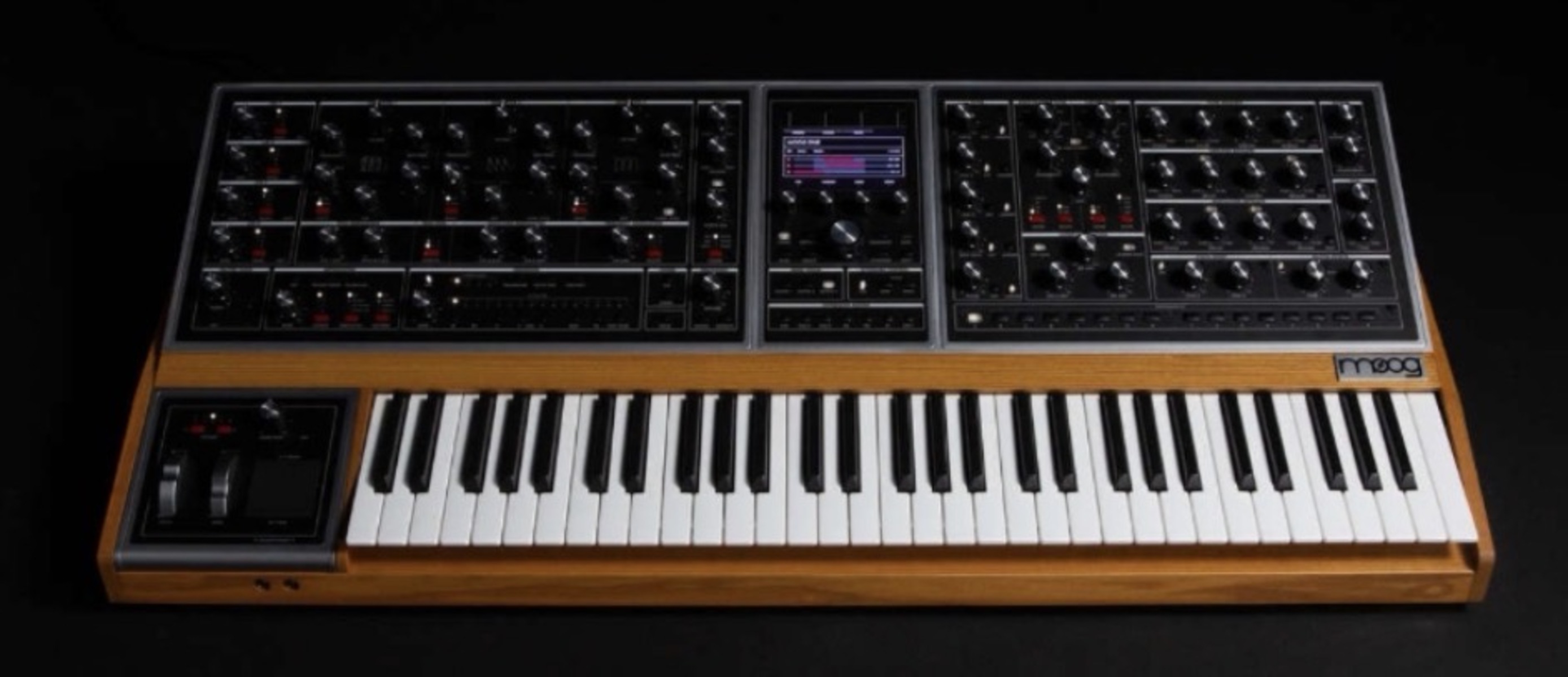 Electronic Synth Setup by kouthoofd featuring Moog One Polyphonic Analog Synthesizer