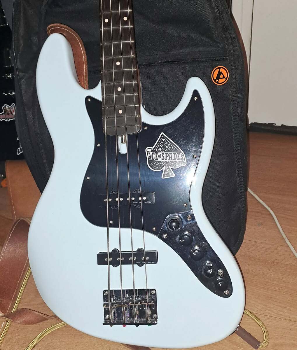 Music Gear Setup by _owen_guitar_ featuring Sire USA Marcus Miller V3 2nd Generation
