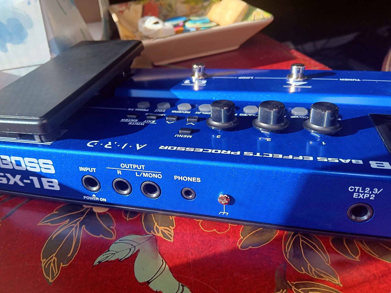 Pedalboard by jeremy_crockett featuring Boss GX-1B Bass Effects Processor Pedal