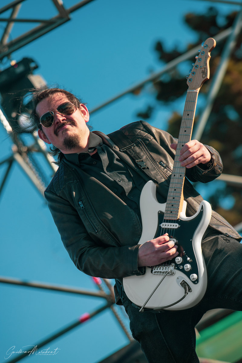 Music Gear Setup by carlos_azola featuring G&L Legacy USA HSS
