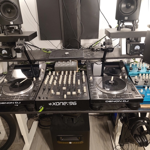 Korg Kaoss Pad Quad - What To Know & Where To Buy | Equipboard