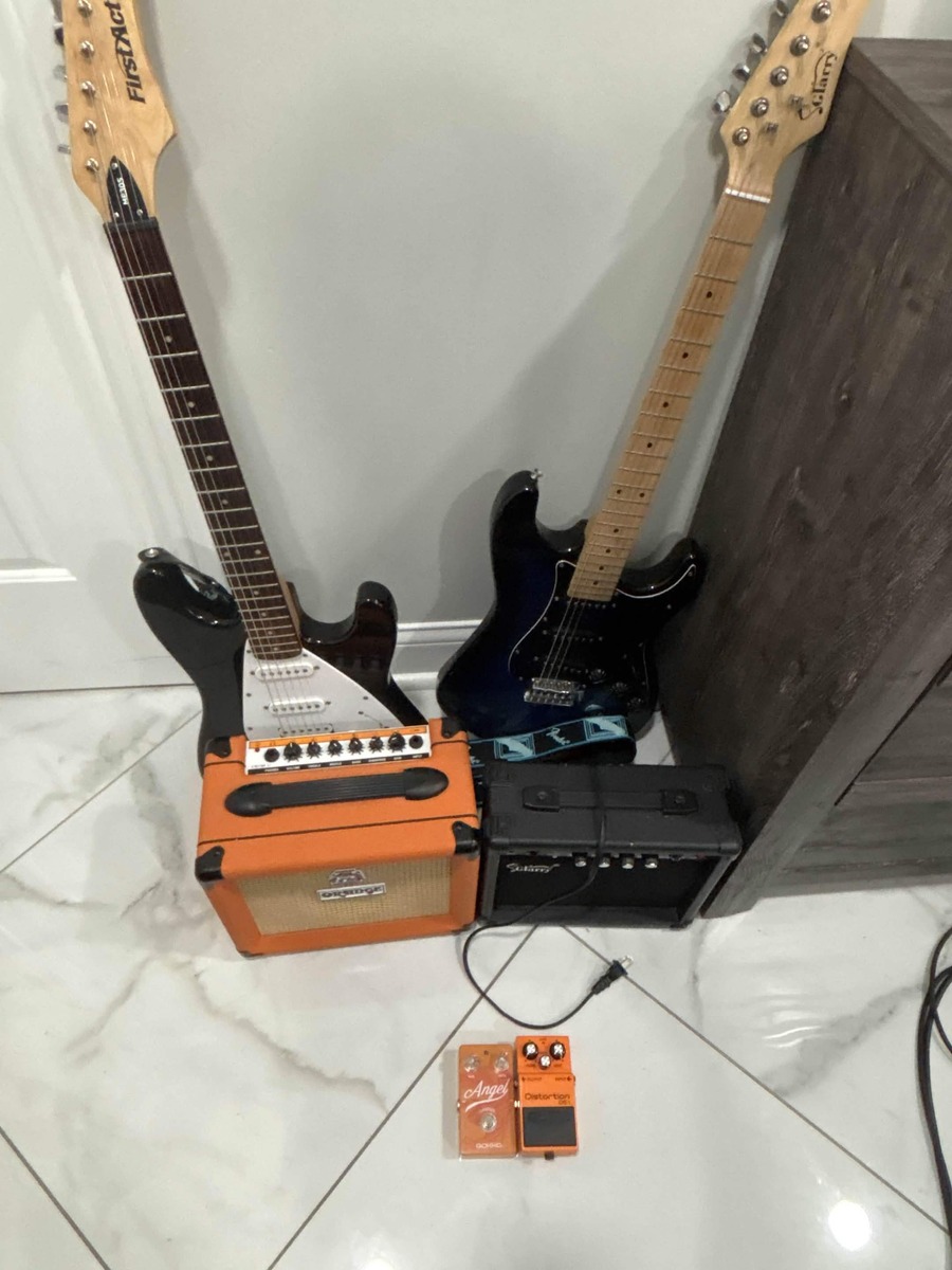 Pedalboard by hassuni_036 featuring Glarry GST Strat, Boss DS-1 Distortion, and Glarry GA-20 and 3 more pieces of gear