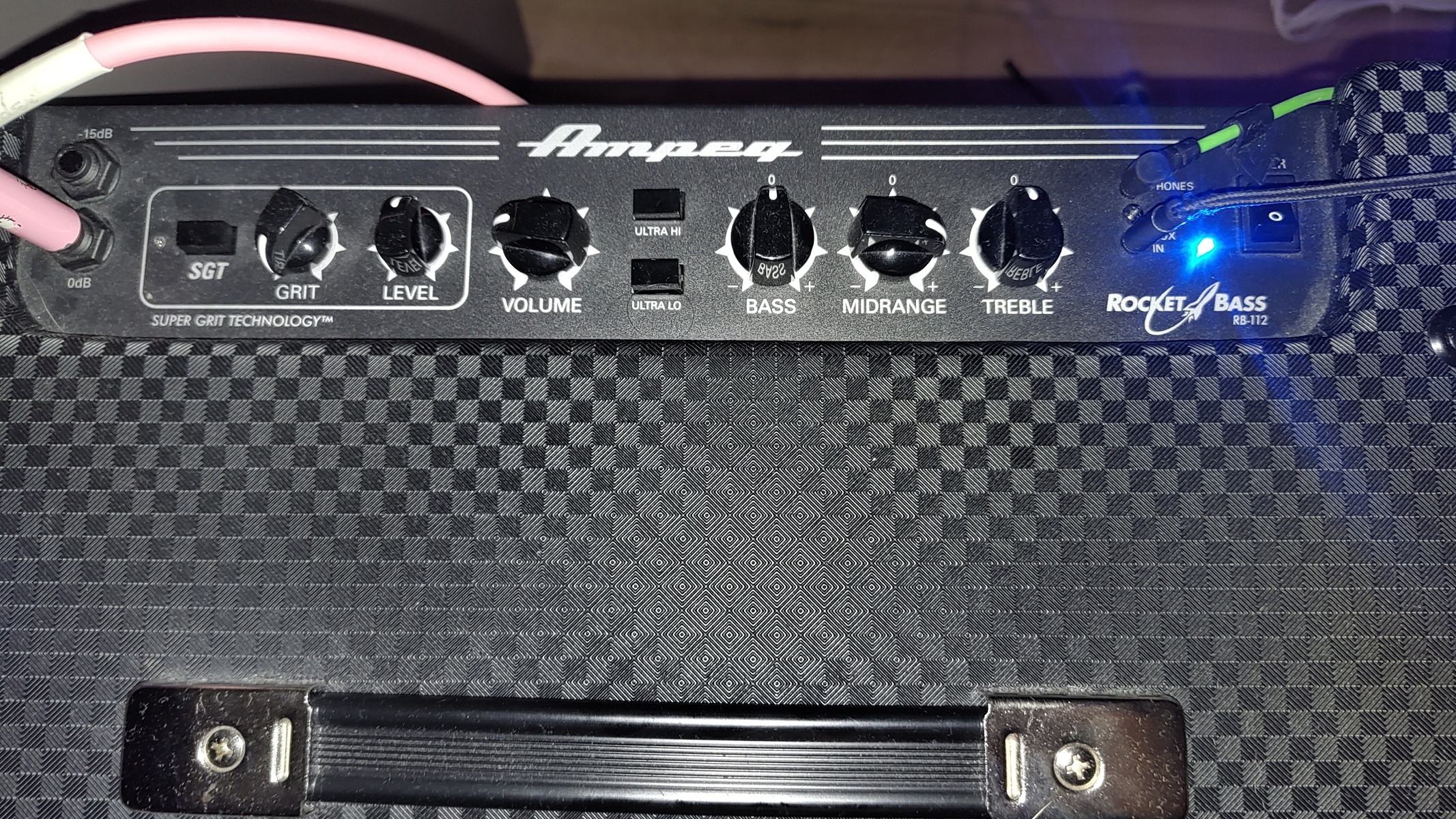 Amp Rig by igor_blaszczyk featuring Ampeg RB-112